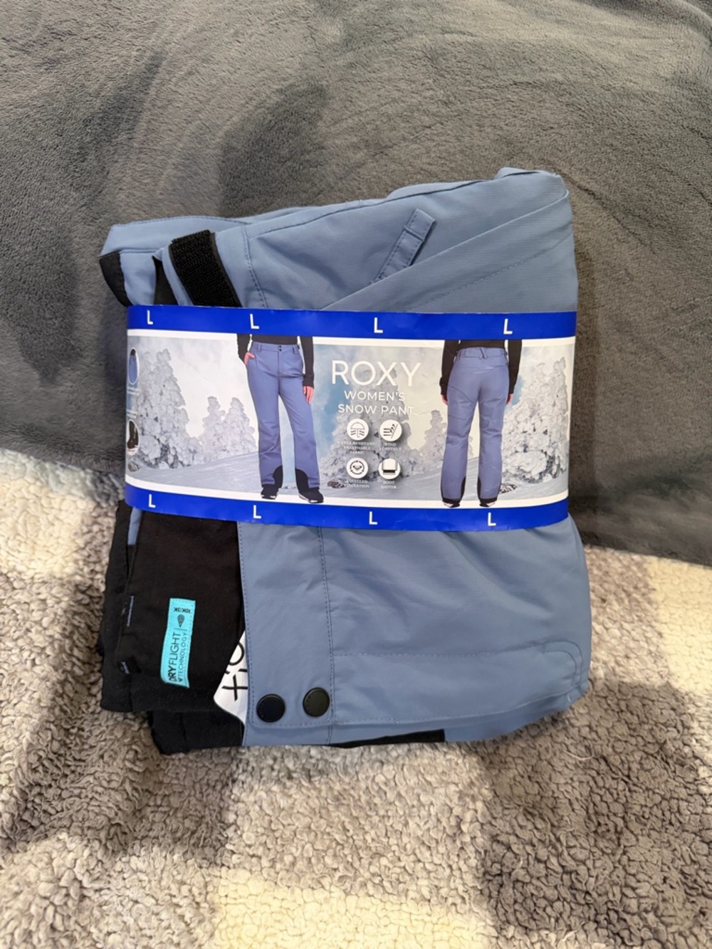 NWT Roxy Women's Snow Pants in Dusty Blue with Black Accents